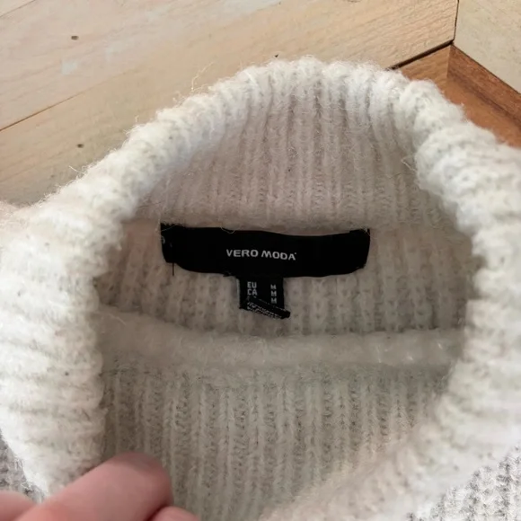 Puffy Sleeve Cream Women's Sweater - Picture 2 of 4